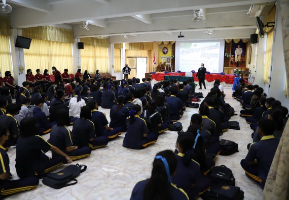 ภาพกิจกรรม  คณะวิทยาศาสตร์และเทคโนโลยี จัดค่ายวิทยาศาสตร์สัญจรโรงเรียนเรืองวิทย์พิทยาคม