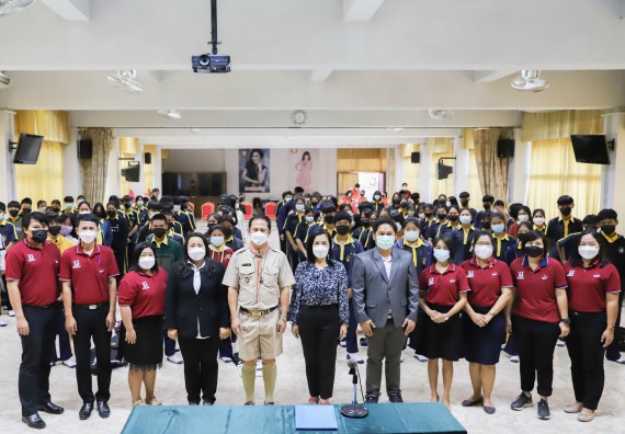 ภาพกิจกรรม  คณะวิทยาศาสตร์และเทคโนโลยี จัดค่ายวิทยาศาสตร์สัญจรโรงเรียนเรืองวิทย์พิทยาคม