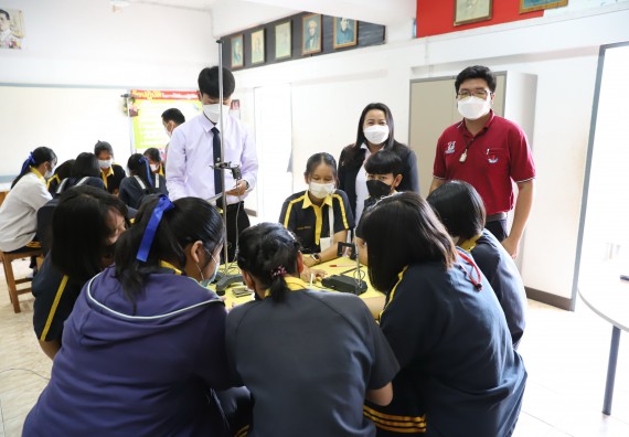 ภาพกิจกรรม  คณะวิทยาศาสตร์และเทคโนโลยี จัดค่ายวิทยาศาสตร์สัญจรโรงเรียนเรืองวิทย์พิทยาคม