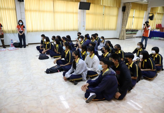 ภาพกิจกรรม  คณะวิทยาศาสตร์และเทคโนโลยี จัดค่ายวิทยาศาสตร์สัญจรโรงเรียนเรืองวิทย์พิทยาคม