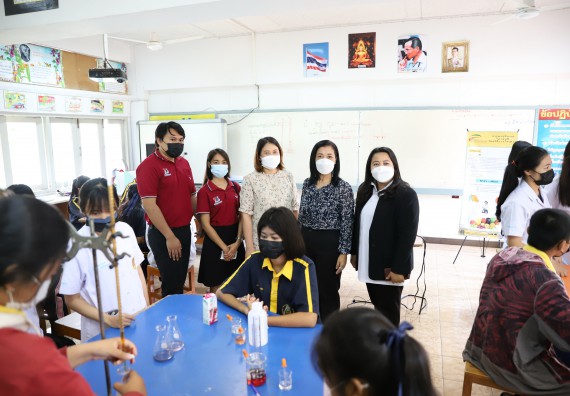 ภาพกิจกรรม  คณะวิทยาศาสตร์และเทคโนโลยี จัดค่ายวิทยาศาสตร์สัญจรโรงเรียนเรืองวิทย์พิทยาคม