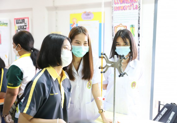 ภาพกิจกรรม  คณะวิทยาศาสตร์และเทคโนโลยี จัดค่ายวิทยาศาสตร์สัญจรโรงเรียนเรืองวิทย์พิทยาคม