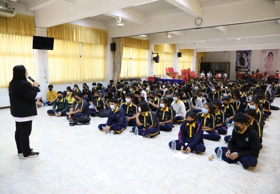 ภาพกิจกรรม  คณะวิทยาศาสตร์และเทคโนโลยี จัดค่ายวิทยาศาสตร์สัญจรโรงเรียนเรืองวิทย์พิทยาคม