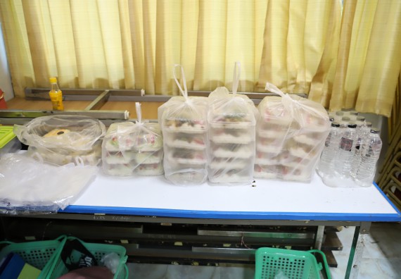 ภาพกิจกรรม  คณะวิทยาศาสตร์และเทคโนโลยี จัดค่ายวิทยาศาสตร์สัญจรโรงเรียนเรืองวิทย์พิทยาคม