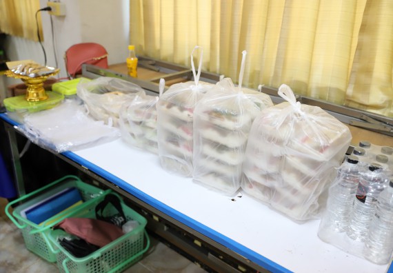 ภาพกิจกรรม  คณะวิทยาศาสตร์และเทคโนโลยี จัดค่ายวิทยาศาสตร์สัญจรโรงเรียนเรืองวิทย์พิทยาคม