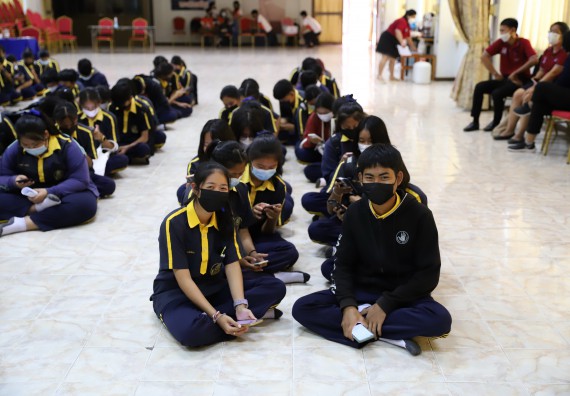 ภาพกิจกรรม  คณะวิทยาศาสตร์และเทคโนโลยี จัดค่ายวิทยาศาสตร์สัญจรโรงเรียนเรืองวิทย์พิทยาคม