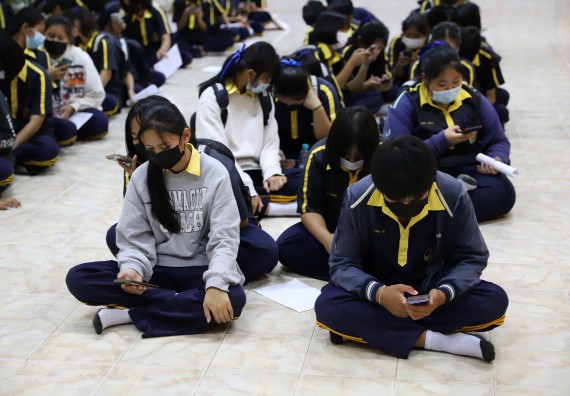 ภาพกิจกรรม  คณะวิทยาศาสตร์และเทคโนโลยี จัดค่ายวิทยาศาสตร์สัญจรโรงเรียนเรืองวิทย์พิทยาคม