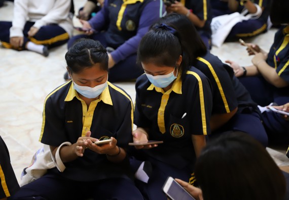 ภาพกิจกรรม  คณะวิทยาศาสตร์และเทคโนโลยี จัดค่ายวิทยาศาสตร์สัญจรโรงเรียนเรืองวิทย์พิทยาคม