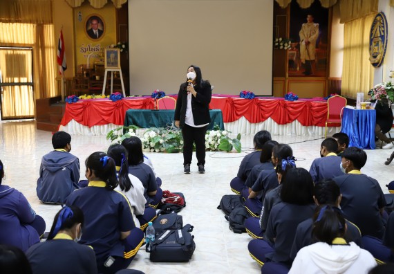 ภาพกิจกรรม  คณะวิทยาศาสตร์และเทคโนโลยี จัดค่ายวิทยาศาสตร์สัญจรโรงเรียนเรืองวิทย์พิทยาคม