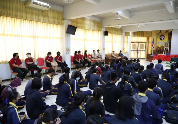 ภาพกิจกรรม  คณะวิทยาศาสตร์และเทคโนโลยี จัดค่ายวิทยาศาสตร์สัญจรโรงเรียนเรืองวิทย์พิทยาคม