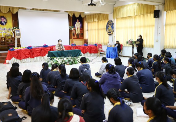 ภาพกิจกรรม  คณะวิทยาศาสตร์และเทคโนโลยี จัดค่ายวิทยาศาสตร์สัญจรโรงเรียนเรืองวิทย์พิทยาคม