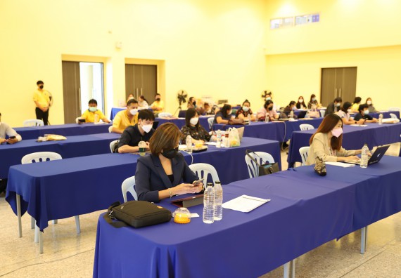 ภาพกิจกรรม  คณะวิทยาศาสตร์และเทคโนโลยี จัดกิจกรรมการอบรมเชิงปฏิบัติการ เรื่อง การประเมินผลการปฏิบัติราชการและการปฏิบัติงานตามตัวชี้วัด