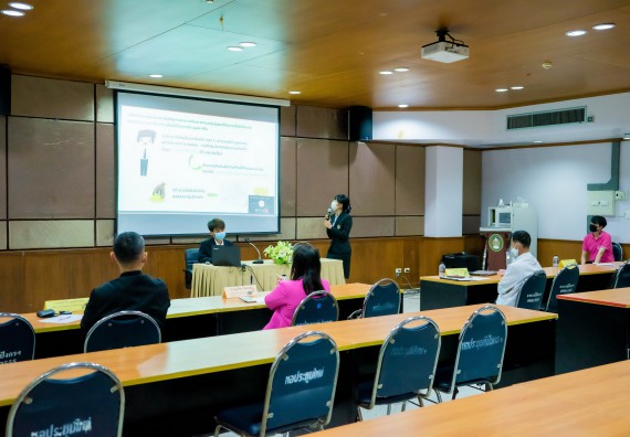 ภาพกิจกรรม   คณะวิทยาศาสตร์และเทคโนโลยี นำเสนอโครงการออมสินยุวพัฒน์รักษ์ถิ่น ปี 2565 มหาวิทยาลัยราชภัฏกำแพงเพชร