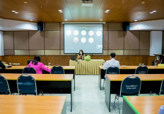 ภาพกิจกรรม   คณะวิทยาศาสตร์และเทคโนโลยี นำเสนอโครงการออมสินยุวพัฒน์รักษ์ถิ่น ปี 2565 มหาวิทยาลัยราชภัฏกำแพงเพชร