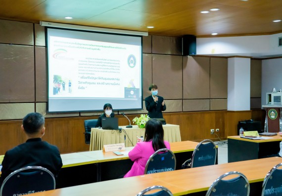 ภาพกิจกรรม   คณะวิทยาศาสตร์และเทคโนโลยี นำเสนอโครงการออมสินยุวพัฒน์รักษ์ถิ่น ปี 2565 มหาวิทยาลัยราชภัฏกำแพงเพชร