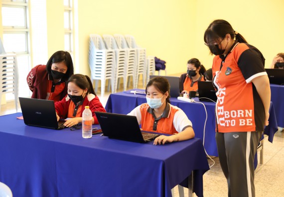 ภาพกิจกรรม  โปรแกรมวิชาคณิตศาสตร์ จัดกิจกรรมส่งเสริมการจัดการเรียนการสอนในศตวรรษที่ 21 หลักสูตร วท.บ. คณิตศาสตร์