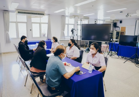 ภาพกิจกรรม  คณะวิทยาศาสตร์และเทคโนโลยี จัดการสัมภาษณ์ทุนการศึกษา ปตท.สผ. โครงการเอส 1 ประจำปีการศึกษา 2564