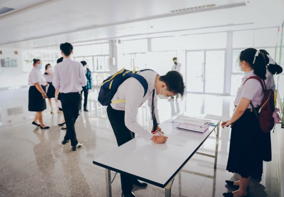 ภาพกิจกรรม  คณะวิทยาศาสตร์และเทคโนโลยี จัดการสัมภาษณ์ทุนการศึกษา ปตท.สผ. โครงการเอส 1 ประจำปีการศึกษา 2564