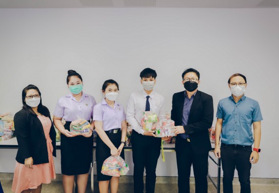 ภาพกิจกรรม  คณะวิทยาศาสตร์และเทคโนโลยี จัดการสัมภาษณ์ทุนการศึกษา ปตท.สผ. โครงการเอส 1 ประจำปีการศึกษา 2564