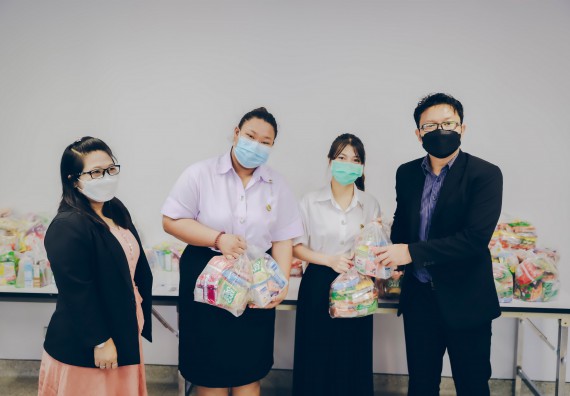 ภาพกิจกรรม  คณะวิทยาศาสตร์และเทคโนโลยี จัดการสัมภาษณ์ทุนการศึกษา ปตท.สผ. โครงการเอส 1 ประจำปีการศึกษา 2564