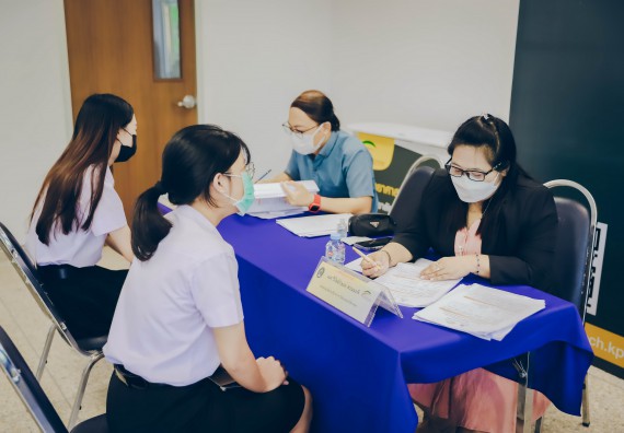 ภาพกิจกรรม  คณะวิทยาศาสตร์และเทคโนโลยี จัดการสัมภาษณ์ทุนการศึกษา ปตท.สผ. โครงการเอส 1 ประจำปีการศึกษา 2564