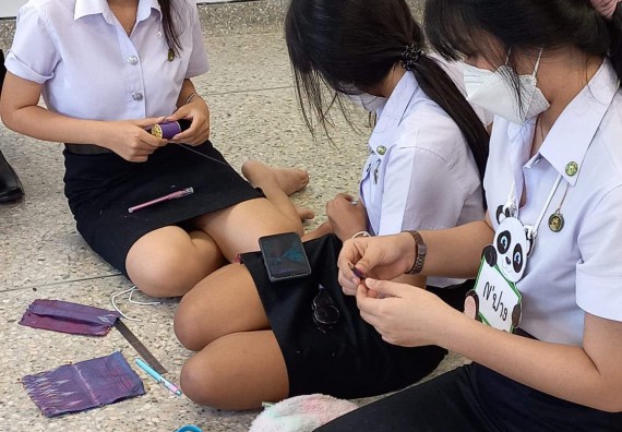 ภาพกิจกรรม  โปรแกรมวิชาชีววิทยา จัดการเปรียบเทียบสายพันธุ์ของ SARS-CoV 2 ด้วยโปรแกรม BLAST