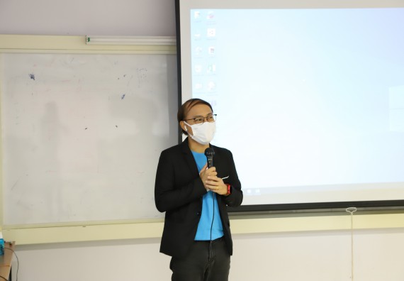 ภาพกิจกรรม  โปรแกรมวิชาเคมี จัดอบรมเชิงปฏิบัติการ เทคนิคห้องปฏิบัติการและการวิเคราะห์ข้อมูล