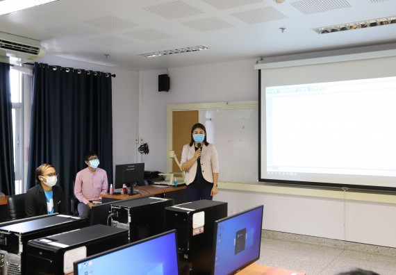 ภาพกิจกรรม  โปรแกรมวิชาเคมี จัดอบรมเชิงปฏิบัติการ เทคนิคห้องปฏิบัติการและการวิเคราะห์ข้อมูล