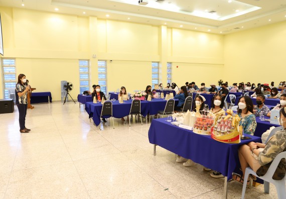 ภาพกิจกรรม  โปรแกรมวิชาเคมี จัดกิจกรรมบายเนียร์โปรแกรมวิชาเคมี