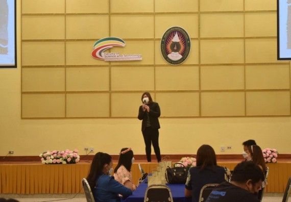 ภาพกิจกรรม  โปรแกรมวิชาเคมี จัดกิจกรรมบายเนียร์โปรแกรมวิชาเคมี