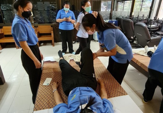 ภาพกิจกรรม  โปรแกรมวิชาสาธารณสุขศาสตร์ จัดการอบรมเชิงปฏิบัติการการดูแลผู้สูงอายุที่มีภาวะพึ่งพิง