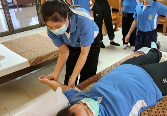 ภาพกิจกรรม  โปรแกรมวิชาสาธารณสุขศาสตร์ จัดการอบรมเชิงปฏิบัติการการดูแลผู้สูงอายุที่มีภาวะพึ่งพิง