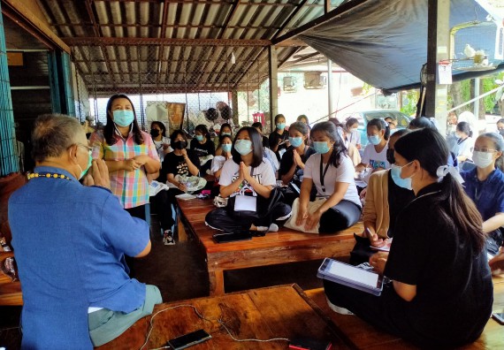 ภาพกิจกรรม  ศูนย์บริการทางการแพทย์แผนไทยและการแพทย์ทางเลือก จัดกิจกรรมการศึกษาตํารับยาของหมอพื้นบ้านตําบลนิคมทุ่งโพธิ์ทะเล อําเภอเมือง จังหวัดกําแพงเพชร