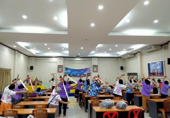 ภาพกิจกรรม  ศูนย์บริการทางการแพทย์แผนไทยและการแพทย์ทางเลือก จัดกิจกรรมการดูแลสุขภาพด้วยการแพทย์ทางเลือก ครั้งที่ 2