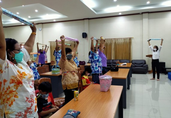 ภาพกิจกรรม  ศูนย์บริการทางการแพทย์แผนไทยและการแพทย์ทางเลือก จัดกิจกรรมการดูแลสุขภาพด้วยการแพทย์ทางเลือก ครั้งที่ 2