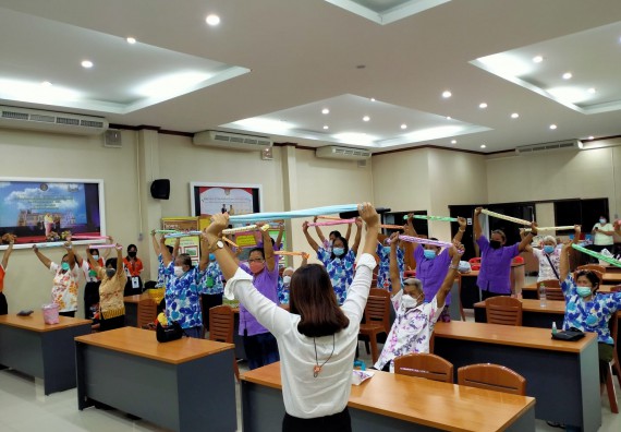 ภาพกิจกรรม  ศูนย์บริการทางการแพทย์แผนไทยและการแพทย์ทางเลือก จัดกิจกรรมการดูแลสุขภาพด้วยการแพทย์ทางเลือก ครั้งที่ 2