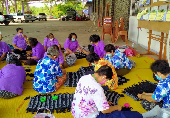 ภาพกิจกรรม  ศูนย์บริการทางการแพทย์แผนไทยและการแพทย์ทางเลือก จัดกิจกรรมการดูแลสุขภาพด้วยการแพทย์ทางเลือก ครั้งที่ 3
