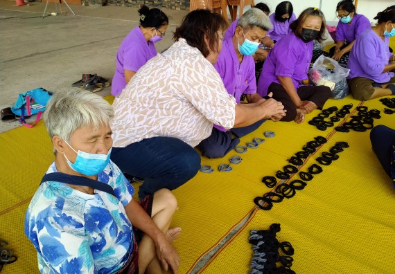 ภาพกิจกรรม  ศูนย์บริการทางการแพทย์แผนไทยและการแพทย์ทางเลือก จัดกิจกรรมการดูแลสุขภาพด้วยการแพทย์ทางเลือก ครั้งที่ 3