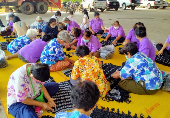 ภาพกิจกรรม  ศูนย์บริการทางการแพทย์แผนไทยและการแพทย์ทางเลือก จัดกิจกรรมการดูแลสุขภาพด้วยการแพทย์ทางเลือก ครั้งที่ 3