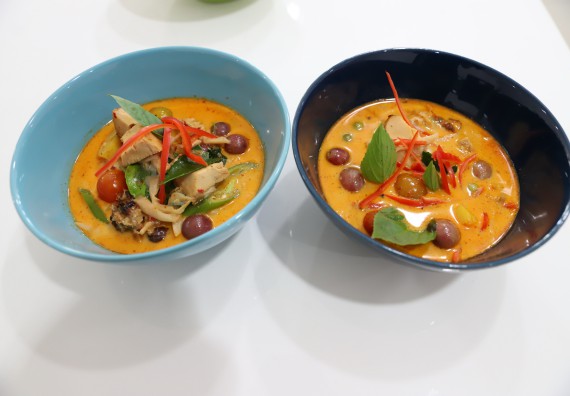 ภาพกิจกรรม  โปรแกรมวิชาวิทยาศาสตร์และเทคโนโลยีการอาหาร จัดอบรมเชิงปฏิบัติการ เรื่อง การสร้างสรรค์เมนูอาหารสุขภาพจากเห็ด