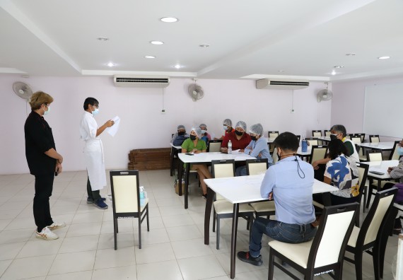 ภาพกิจกรรม  โปรแกรมวิชาวิทยาศาสตร์และเทคโนโลยีการอาหาร จัดอบรมเชิงปฏิบัติการ เรื่อง การสร้างสรรค์เมนูอาหารสุขภาพจากเห็ด