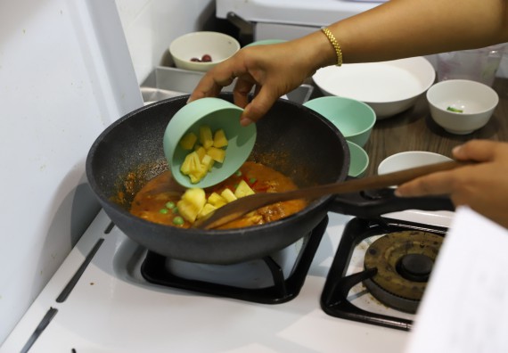 ภาพกิจกรรม  โปรแกรมวิชาวิทยาศาสตร์และเทคโนโลยีการอาหาร จัดอบรมเชิงปฏิบัติการ เรื่อง การสร้างสรรค์เมนูอาหารสุขภาพจากเห็ด