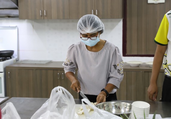 ภาพกิจกรรม  โปรแกรมวิชาวิทยาศาสตร์และเทคโนโลยีการอาหาร จัดอบรมเชิงปฏิบัติการ เรื่อง การสร้างสรรค์เมนูอาหารสุขภาพจากเห็ด