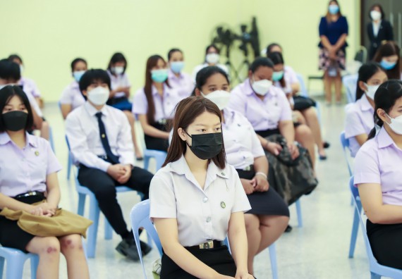 ภาพกิจกรรม  คณะวิทยาศาสตร์และเทคโนโลยี จัดพิธีมอบทุนเพื่อการศึกษา ปตท.สผ. โครงการเอส 1 ประจำปีการศึกษา 2564