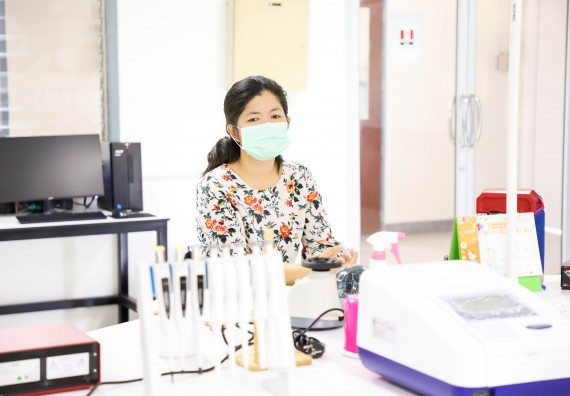 ภาพกิจกรรม  ศูนย์วิทยาศาสตร์และวิทยาศาสตร์ประยุกต์ จัดอบรมเชิงปฏิบัติการสกัด DNA จากตัวอย่างข้าว โดยใช้ชุด DNA extraction kit และการศึกษาวิธีการตรวจโควิด 19 ด้วยวิธี RT-PCR