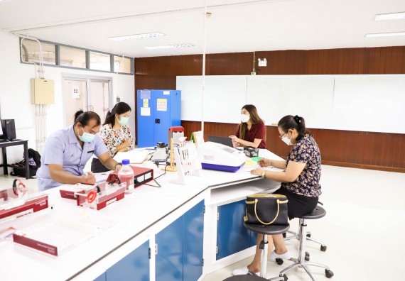 ภาพกิจกรรม  ศูนย์วิทยาศาสตร์และวิทยาศาสตร์ประยุกต์ จัดอบรมเชิงปฏิบัติการสกัด DNA จากตัวอย่างข้าว โดยใช้ชุด DNA extraction kit และการศึกษาวิธีการตรวจโควิด 19 ด้วยวิธี RT-PCR