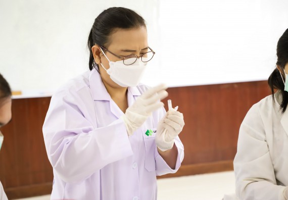 ภาพกิจกรรม  ศูนย์วิทยาศาสตร์และวิทยาศาสตร์ประยุกต์ จัดอบรมเชิงปฏิบัติการสกัด DNA จากตัวอย่างข้าว โดยใช้ชุด DNA extraction kit และการศึกษาวิธีการตรวจโควิด 19 ด้วยวิธี RT-PCR