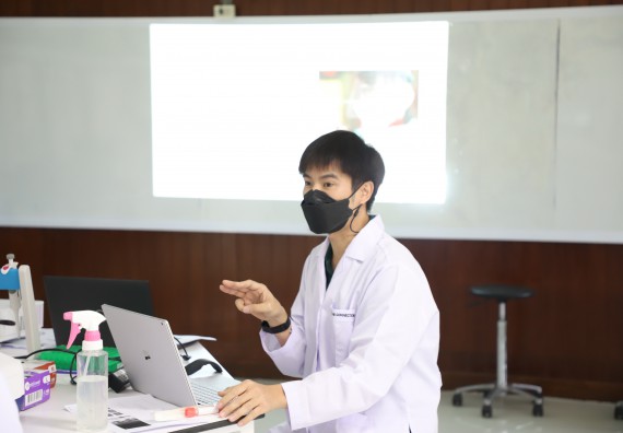 ภาพกิจกรรม  ศูนย์วิทยาศาสตร์และวิทยาศาสตร์ประยุกต์ จัดอบรมเชิงปฏิบัติการสกัด DNA จากตัวอย่างข้าว โดยใช้ชุด DNA extraction kit และการศึกษาวิธีการตรวจโควิด 19 ด้วยวิธี RT-PCR