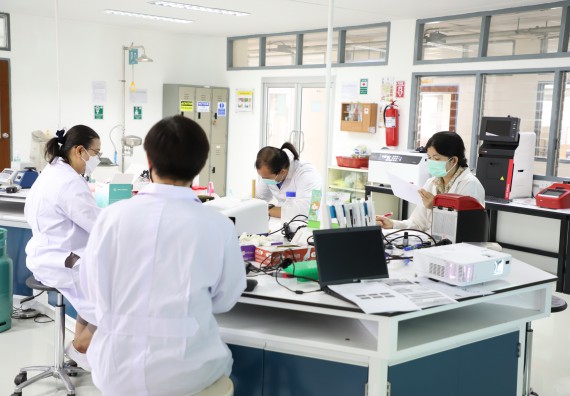 ภาพกิจกรรม  ศูนย์วิทยาศาสตร์และวิทยาศาสตร์ประยุกต์ จัดอบรมเชิงปฏิบัติการสกัด DNA จากตัวอย่างข้าว โดยใช้ชุด DNA extraction kit และการศึกษาวิธีการตรวจโควิด 19 ด้วยวิธี RT-PCR