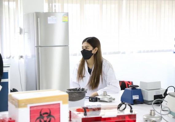 ภาพกิจกรรม  ศูนย์วิทยาศาสตร์และวิทยาศาสตร์ประยุกต์ จัดอบรมเชิงปฏิบัติการสกัด DNA จากตัวอย่างข้าว โดยใช้ชุด DNA extraction kit และการศึกษาวิธีการตรวจโควิด 19 ด้วยวิธี RT-PCR